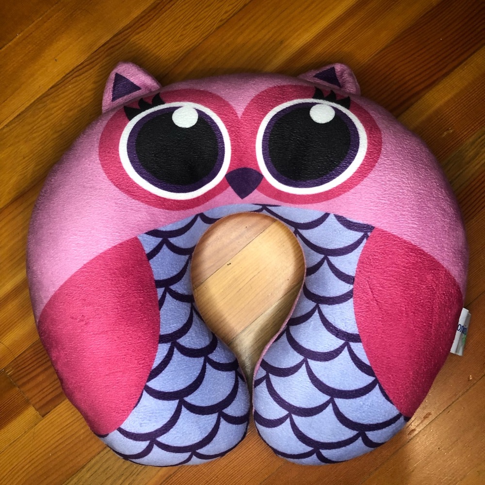 Northpoint Kids pink owl neck pillow NWOT